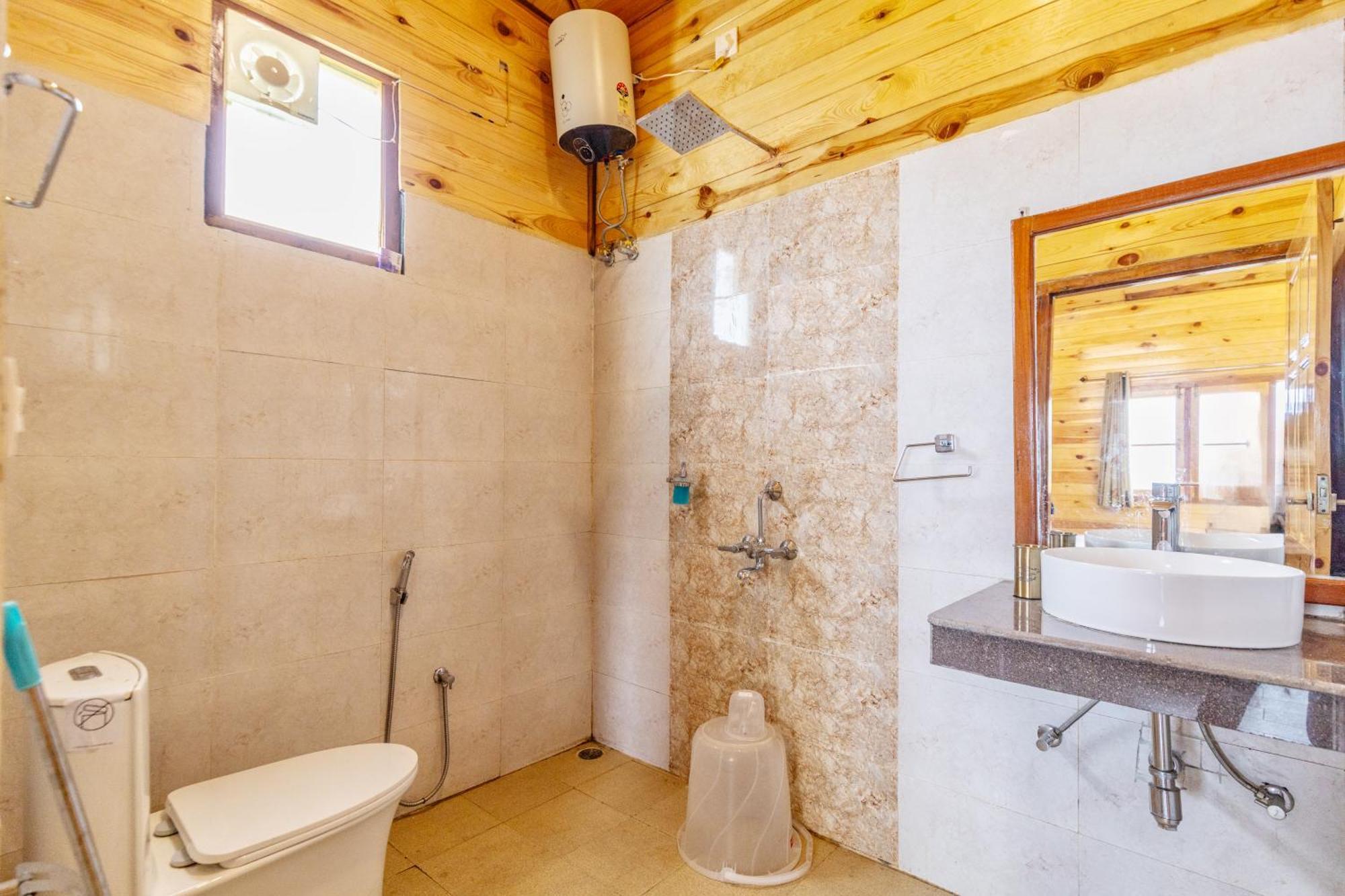 Villa By Mountain Homes- Lansdowne Bagian luar foto