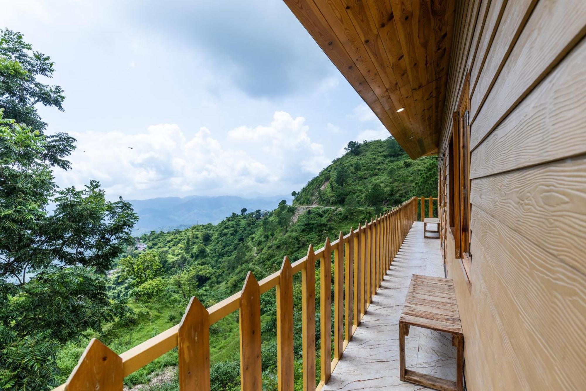 Villa By Mountain Homes- Lansdowne Bagian luar foto
